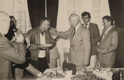 Skandalista od 'Pana Samochodzika'. Pisał porno, nabroił w Moskwie i donosił SB