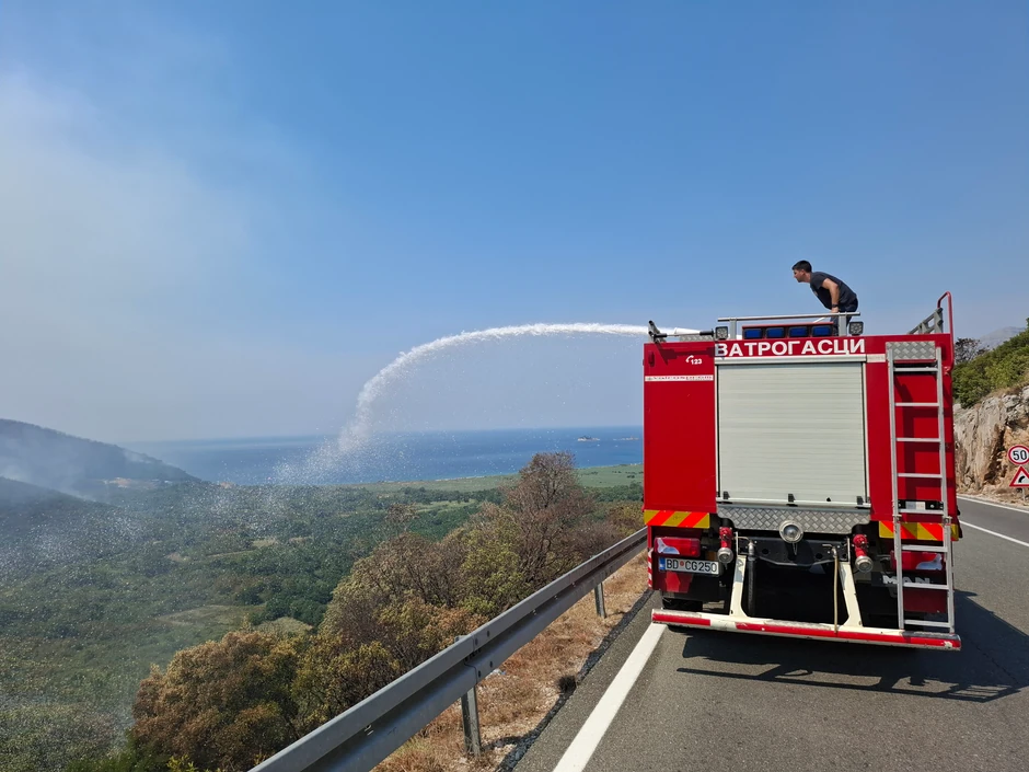 Požar Crna Gora vatrogasci
