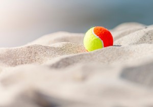 Ovaj mali, lagan proizvod, koji ne zauzima puno mesta u torbi, može koristiti kao pomoć za samostalnu masažu