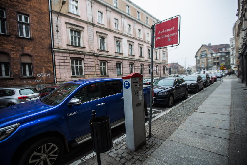 Więcej pojazdów niż ludzi