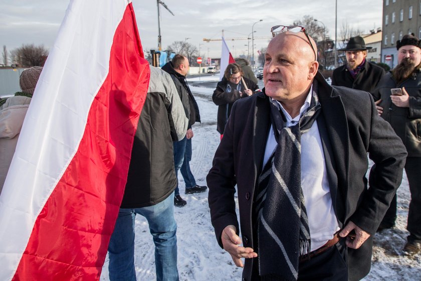 Zwolennicy Rybaka na rocznicy wyzwolenia obozu Auschwitz-Birkenau