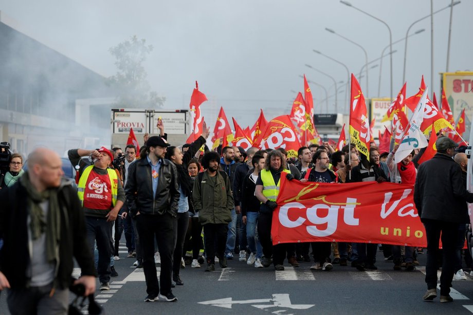 Związkowcy z CGT strajkują w Paryżu