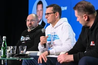 Konflikt w PiS wcale nie wygasł. Stankiewicz cytuje smsy od swojego informatora