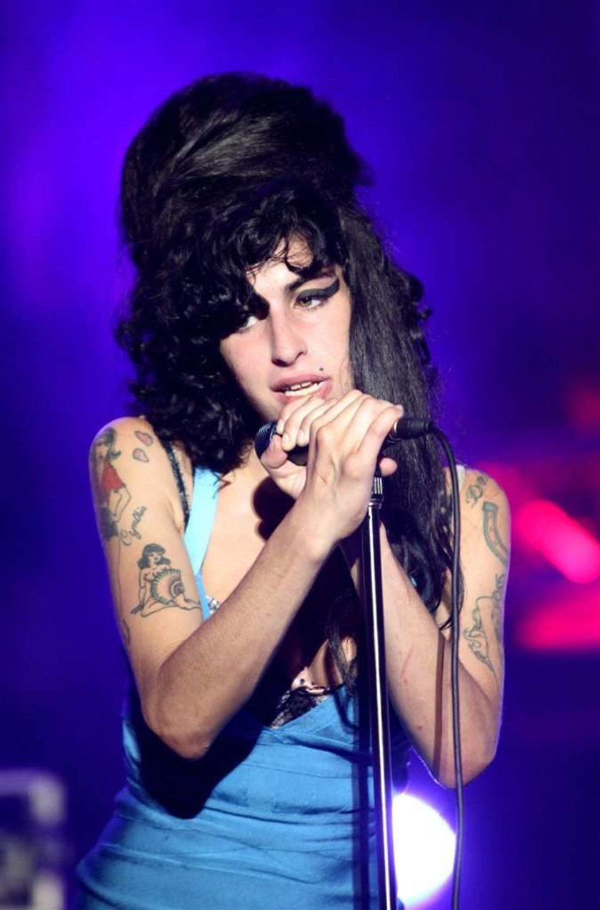 Amy Winehouse nie żyje, bo upiła się po odwyku...