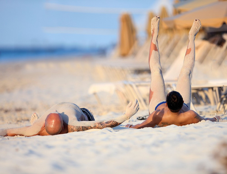 Mel B z mężem na plaży