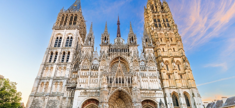 Włamanie do bazyliki Sacre-Coeur w Rouen. "Świątynia splądrowana i poważnie zdewastowana"