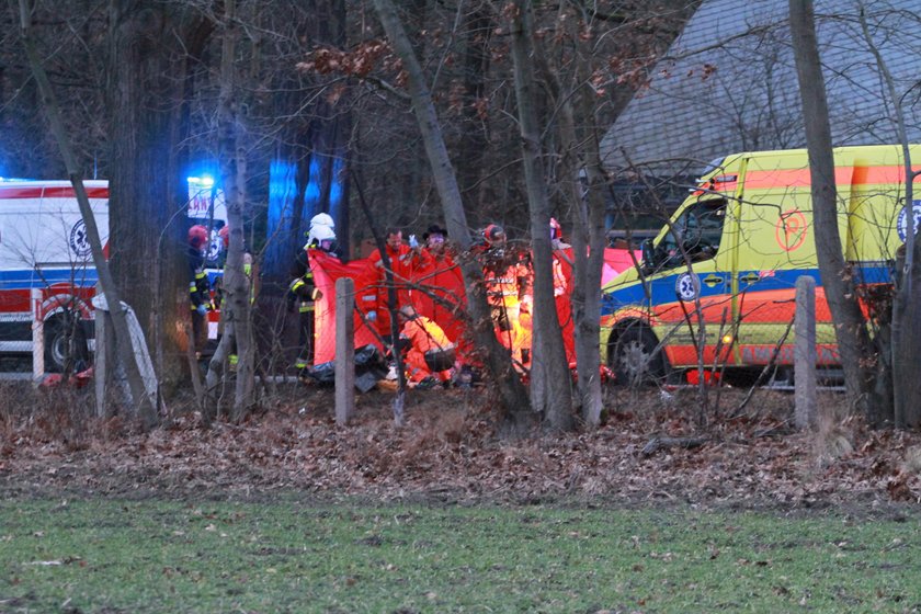 Tragedia w Ligocie Prószkowskiej. Nie żyje malutkie dziecko i jego rodzice. Drugie w ciężkim stanie