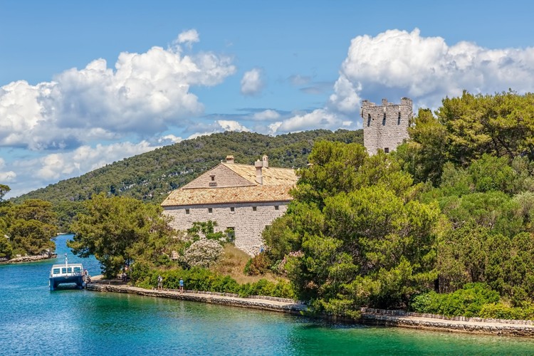Klasztor świętej Marii w Parku Narodowym Mljet