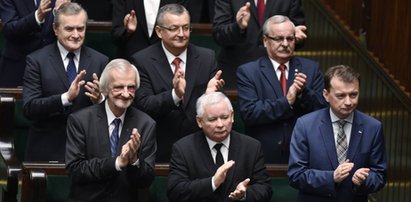 Szokujące wyniki sondażu. PiS ma problem