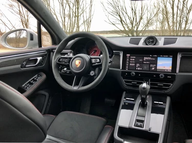 Porsche Macan GTS wnetrze - Blog motoryzacyjny ProfiAuto - Blog