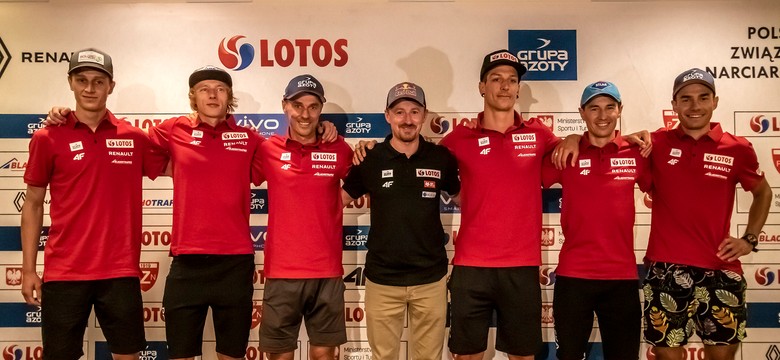 Kamil Stoch: Latem w kombinezonach czujemy się jak w saunie