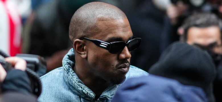 Kanye West  "porywa" i "zakopuje żywcem" Pete'a Davidsona. Klip zaniepokoił fanów Kim Kardashian