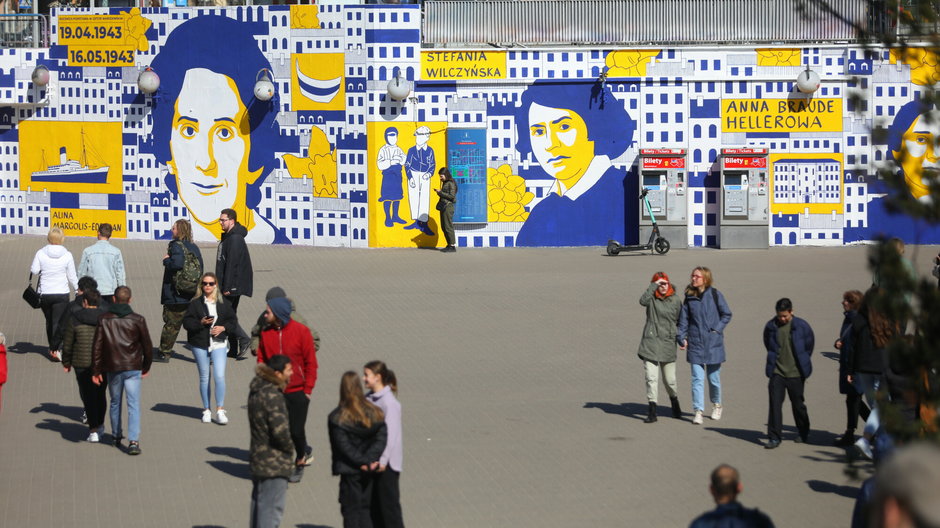 Mural upamiętniający przypadającą 19.04.2022 79. rocznicę wybuchu powstania w getcie warszawskim