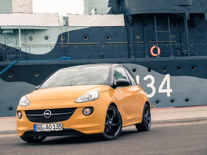 Opel adam