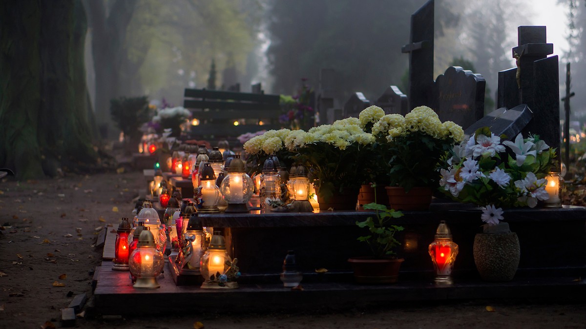 Rewolucja w obchodach Wszystkich Świętych? Jest specjalny apel o zmianę tej tradycji