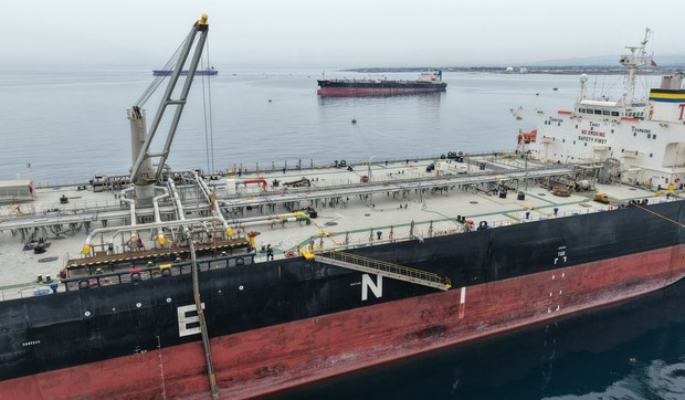 Grčki naftni tanker