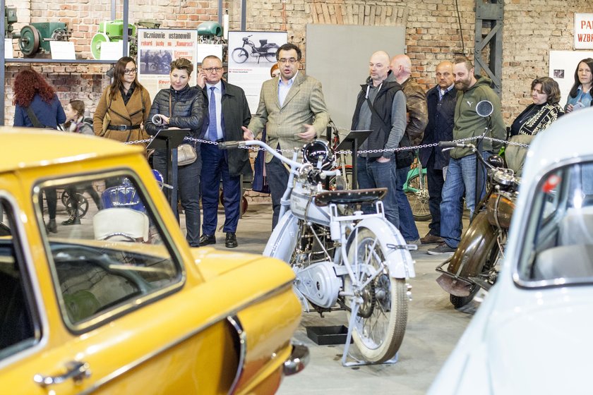 Katowice. Muzeum Hutnictwa Cynku. 100-lecie polskiej motoryzacji. Wystawa