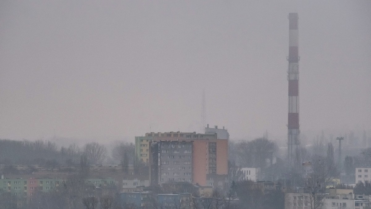 Smog w Polsce. RCB: złe powietrze w sześciu województwach