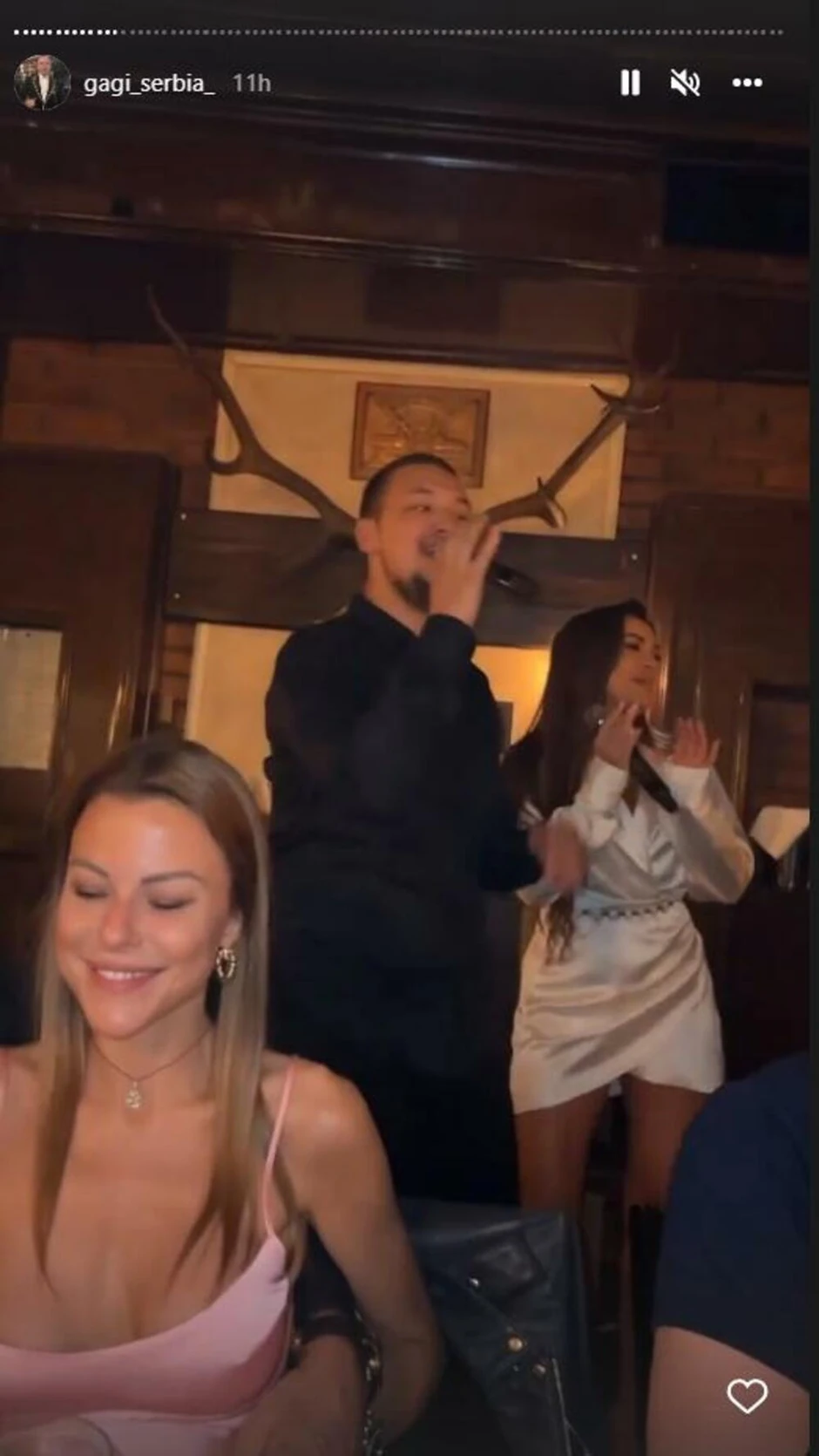 Žika Jakšić sa novom devojkom