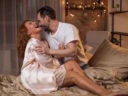 Wizyta w sex shopie podgrzeje atmosferę w sypialni? TAK! Byle nie w byle jakim!