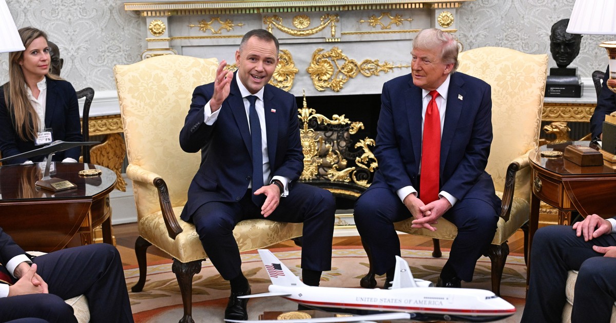 Wiemy, jaki prezent Karol Nawrocki chce zawieźć Trumpowi. "Złoto i onyks, bardzo eleganckie"