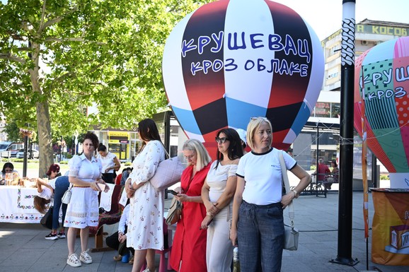 Ekspo karavan stigao u Kruševac: Paviljon igre donosi deo atmosfere svetske izložbe, bogat program za sve generacije (FOTO)