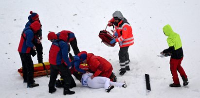 Groźny upadek na skoczni w Willingen. Zawodniczka została zniesiona na noszach! [ZDJĘCIA]