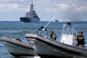 Baltic Sea Fleet ships parade on Russian Navy Day