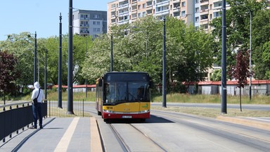 Tragiczny wypadek w Łodzi. Pieszy zginął potrącony na pasach przez autobus