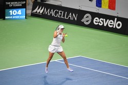 Totalna demolka! 6:0, 6:0 dla Świątek. Polska w turnieju finałowym Pucharu Billie Jean King