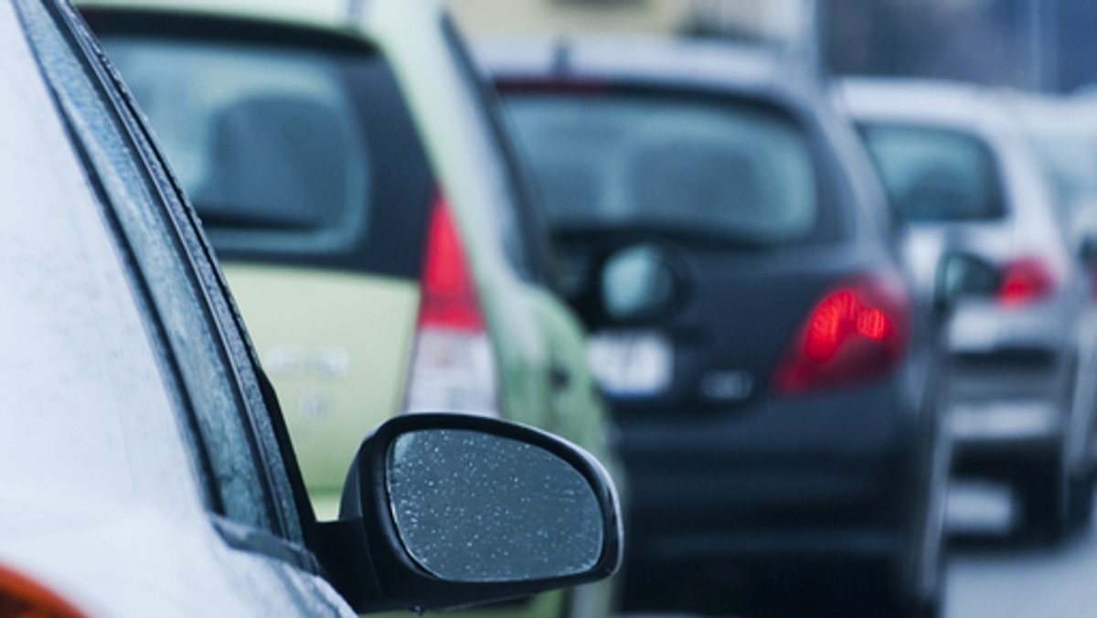 Dwie kolizje, do których doszło rano na autostradzie A1 spowodowały, że na odcinku wielu kilometrów od węzła w Nowych Marzach w kierunku morza utworzył się dziś korek.