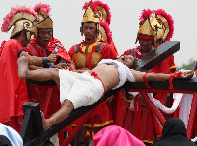 Wielki Piątek na Filipinach