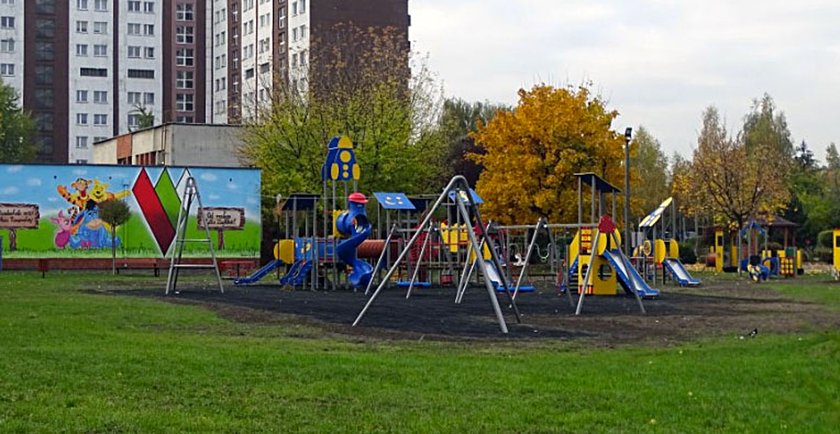 Tak wyglądał plac zabaw, gdy go otwarto