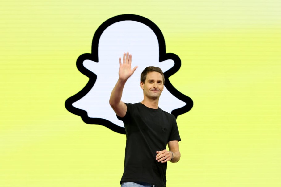 Sytuacja, w której Evan Thomas Spiegel odmówił Zuckerbergowi sprzedaży Snapchata za 3 mld dol. — i niezrozumienie, z jakim ta decyzja się spotkała — pokazują jak wiele doświadczonym biznesmenom mógłby dać odwrócony mentoring.