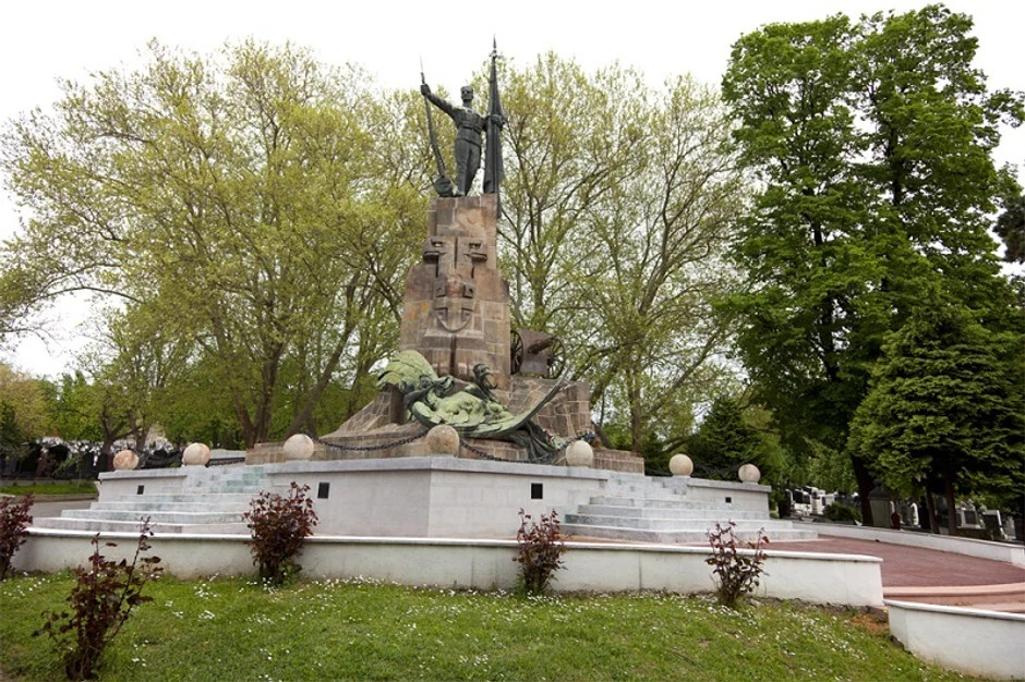  Srpska kosturnica branilaca Beograda 