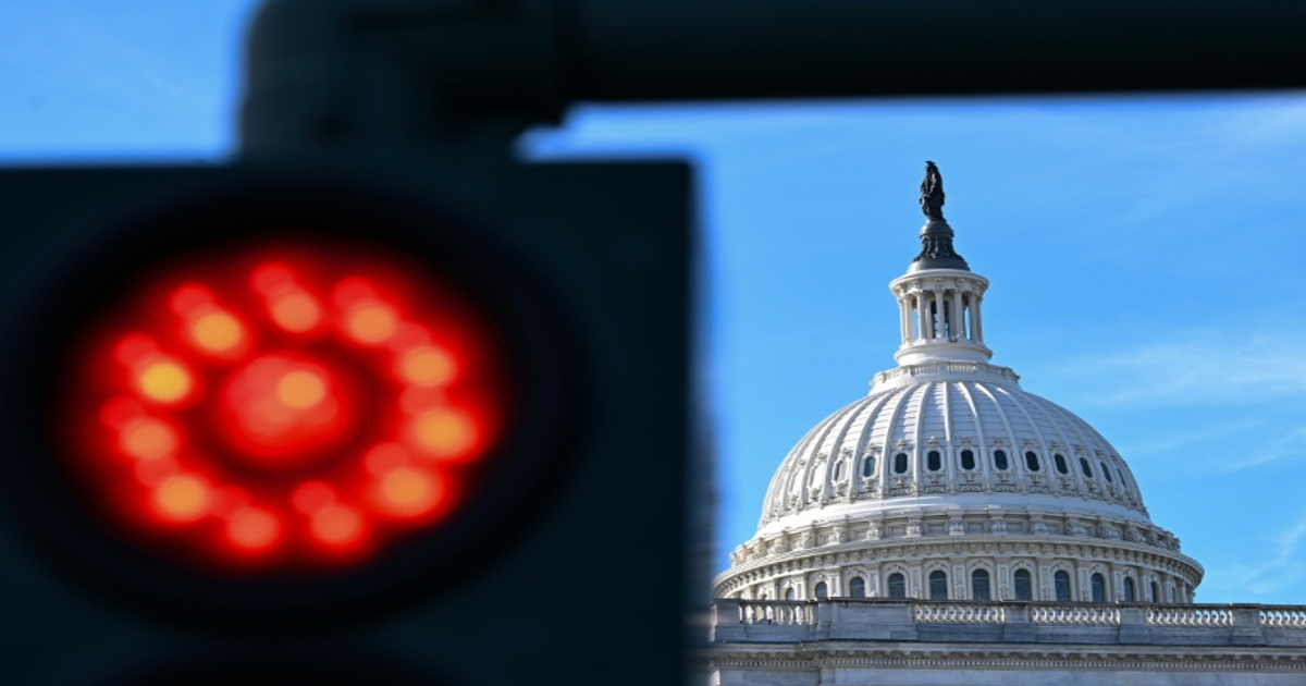 Trump licencie des fonctionnaires - le shutdown s'aggrave