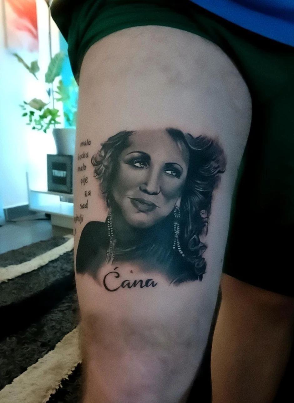Ćana, posvećena tetovaža