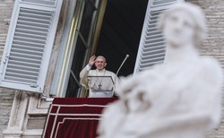 Papież: Źli duszpasterze nie są blisko ludzi, ale pieniędzy