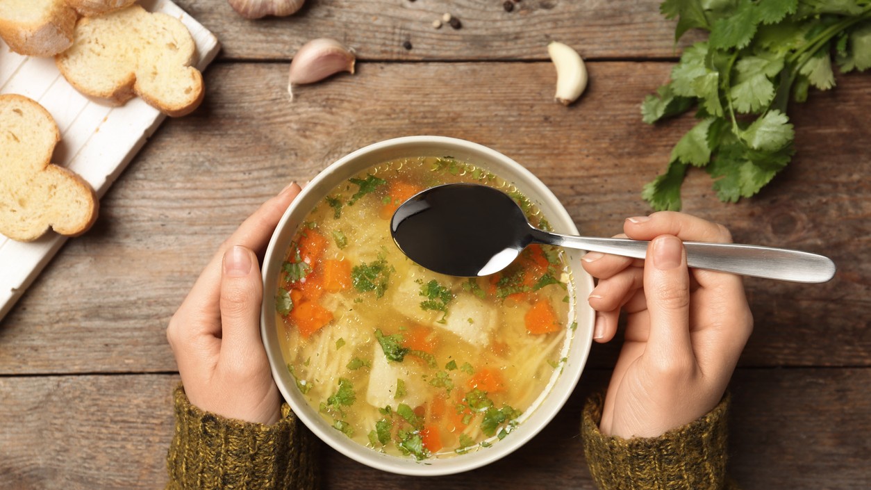 Robíte vývar na nedeľu? Nekupujte tieto kusy mäsa.