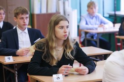 Egzamin ósmoklasisty 2023: Dziś najpopularniejszy angielski. Arkusz i odpowiedzi będą na Forsalu