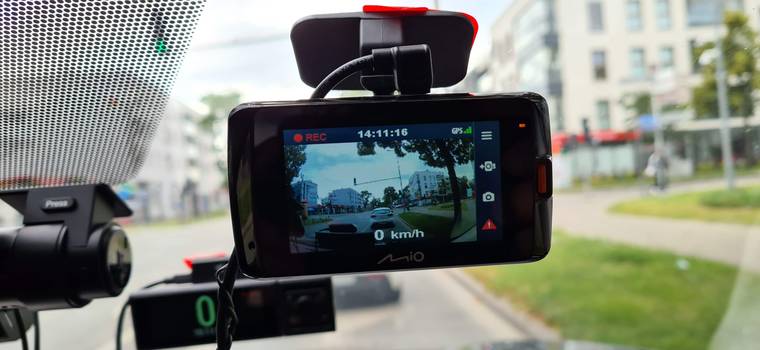 Kierowcy z kamerami rejestrują karygodne zachowania, ale czy sami jeżdżą bezpiecznie?