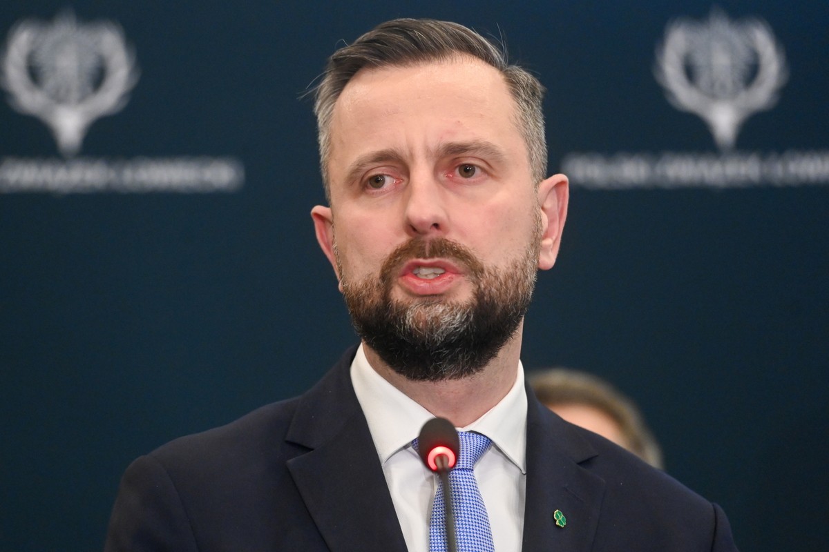 Serock, 28.03.2025. Wicepremier, szef MON Władysław Kosiniak-Kamysz na konferencji prasowej po XXV Krajowym Zjeździe Delegatów Polskiego Związku Łowieckiego