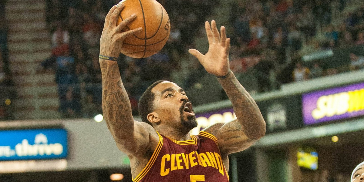 J. R. Smith z Cleveland Cavaliers pobił kibica. Ten domaga się od niego 2,5 mln dol.