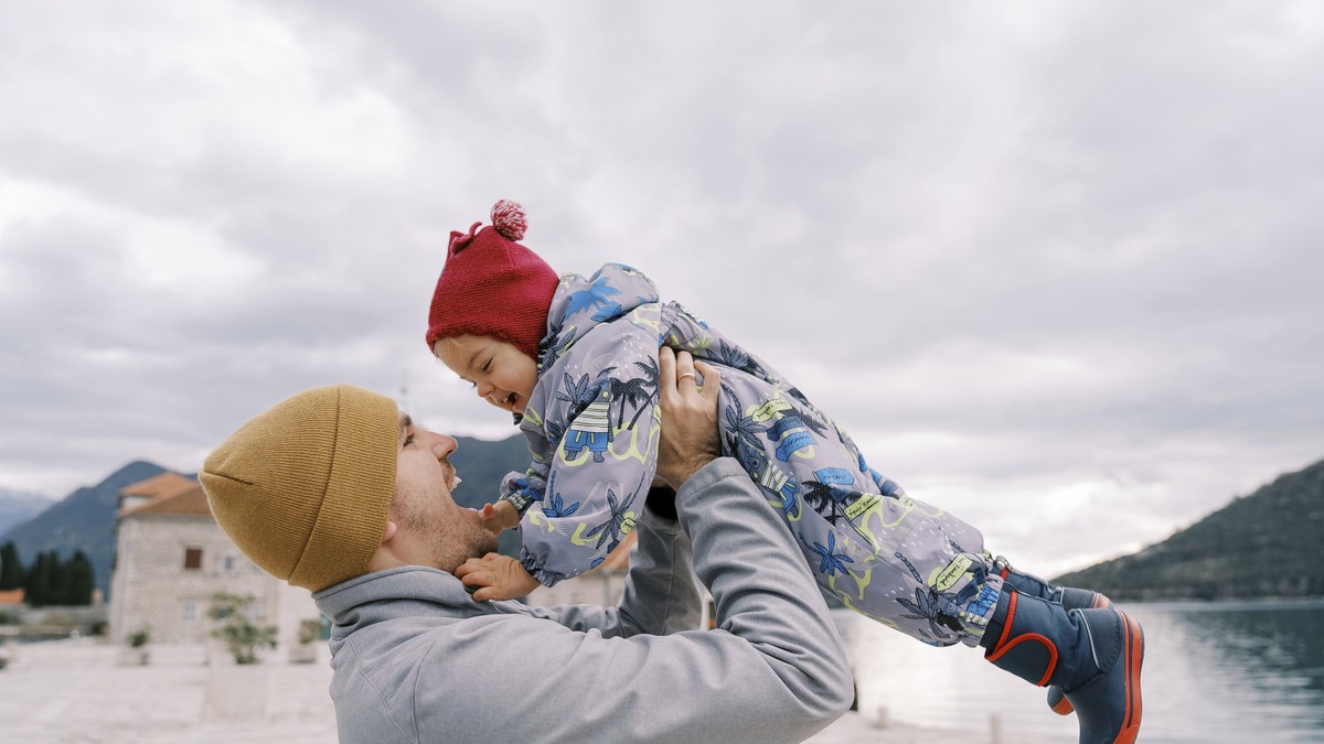 Otac sa detetom - ilustracija