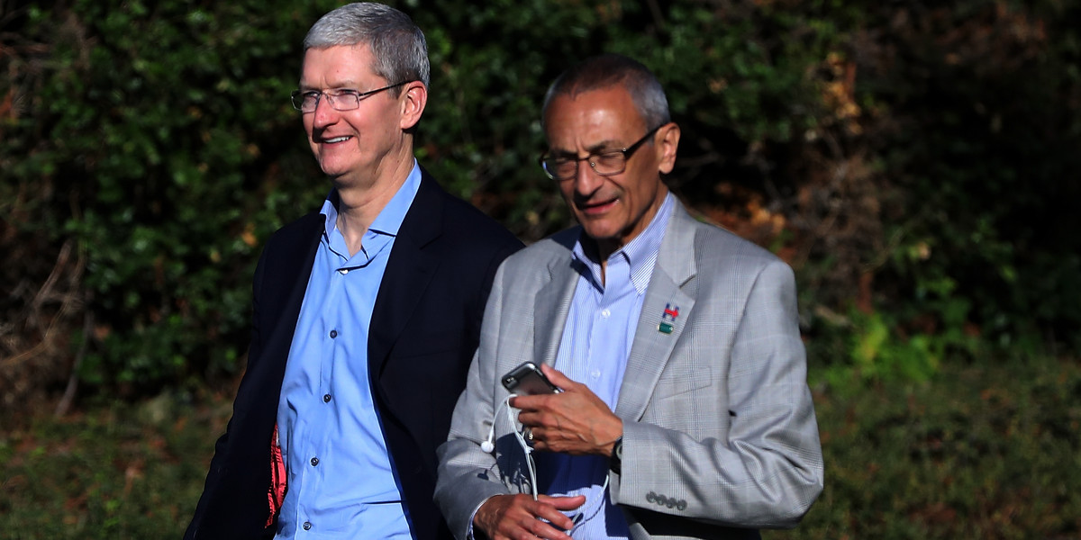 Hillary Clinton's campaign considered Apple CEO Tim Cook for vice president