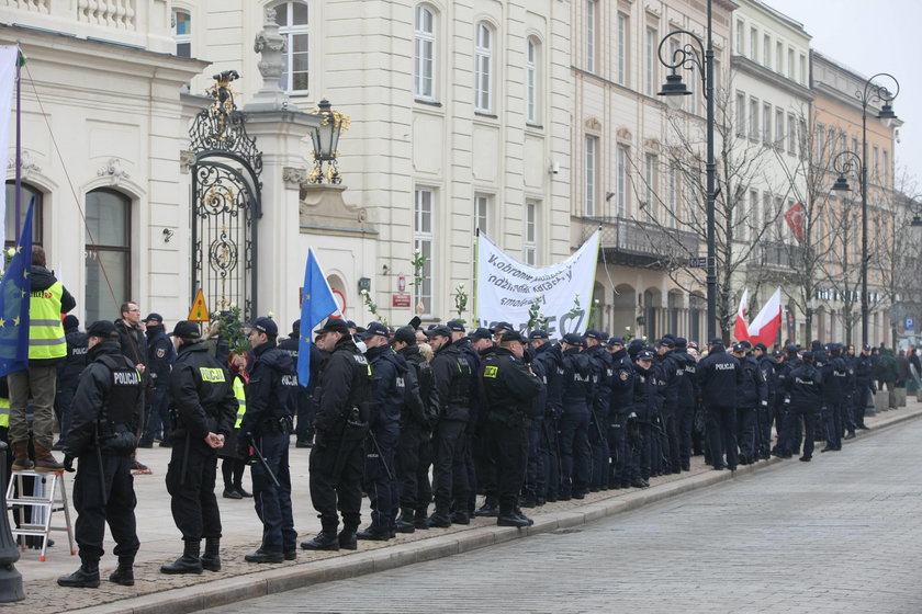 83 miesięcznica katastrofy smoleńskiej