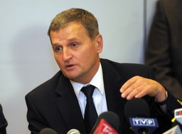 LOT sprzedał Brytyjczykom Boeinga, którym lądował kapitan Wrona