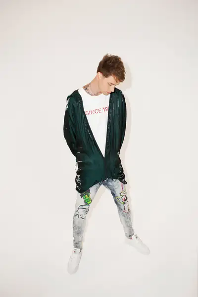 Machine Gun Kelly w kampanii Reebok &quot;Club C Overbranded&quot;