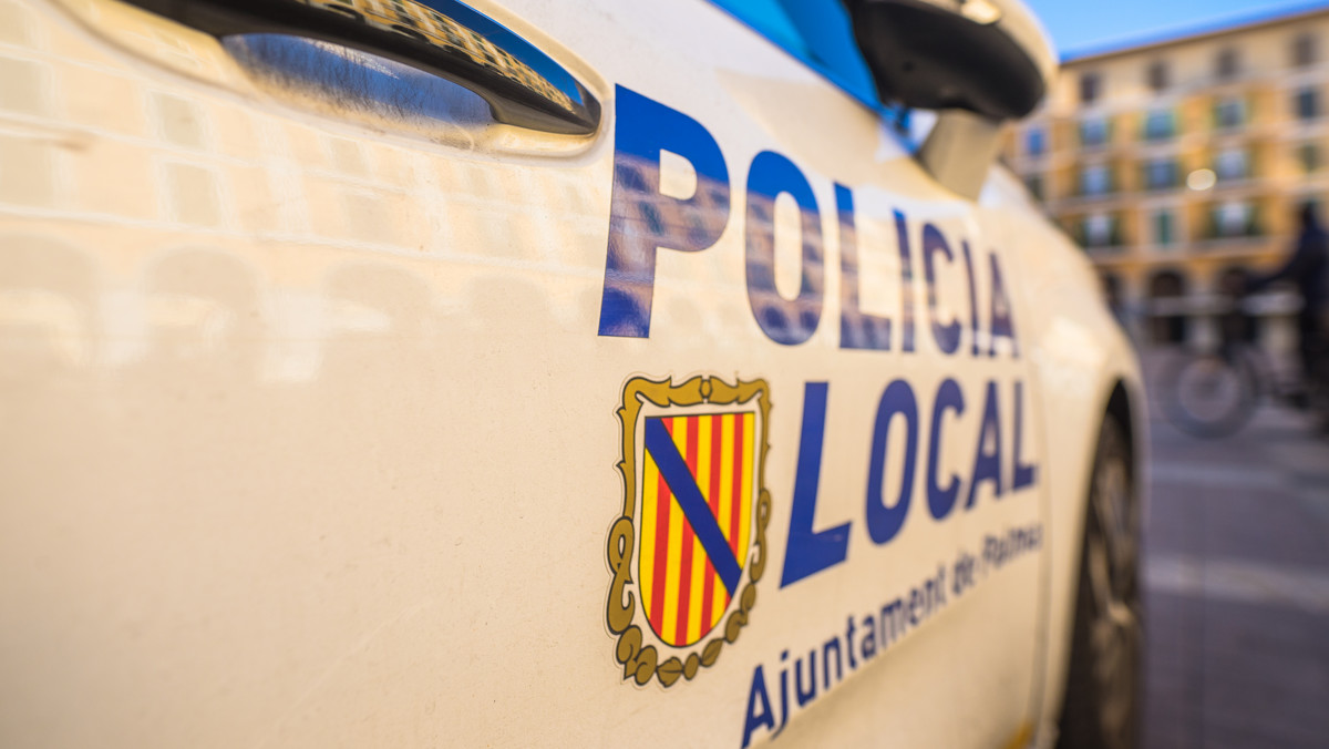 Hiszpania. Ponad 500 turystów starło się z policją na Majorce