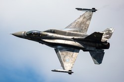 Pierwsze holenderskie F-16 trafiły na Ukrainę